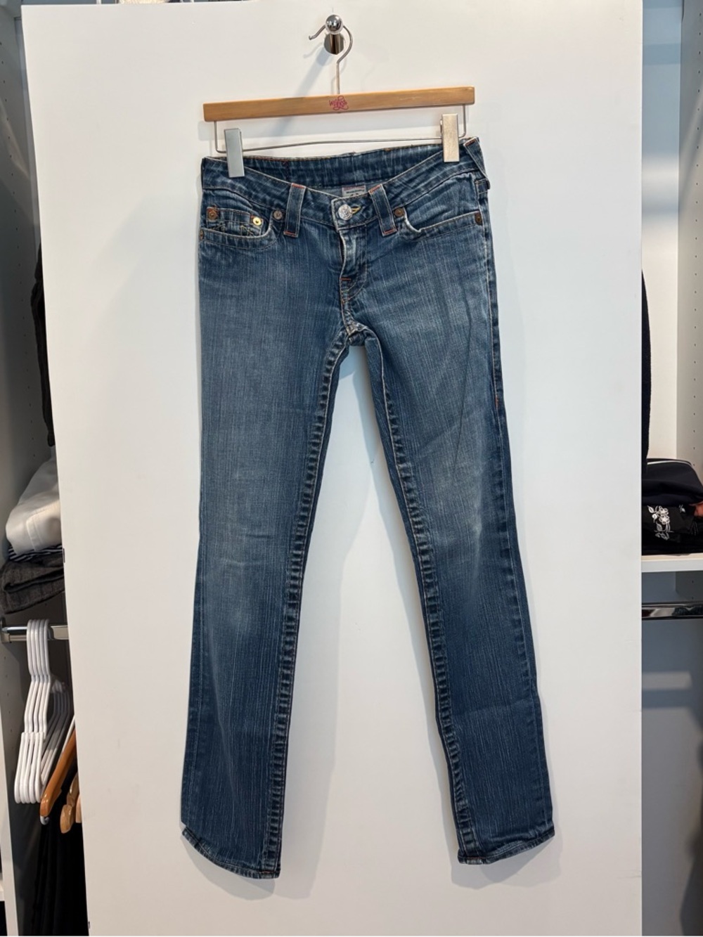 True Religion Women's Straight Leg Stella Jeans in Size: 27 (31” inseam)